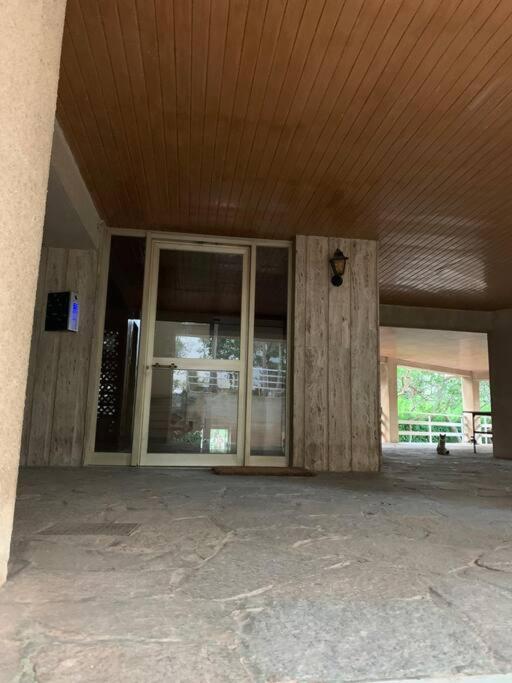 Varkiza Lux Apartment ภายนอก รูปภาพ
