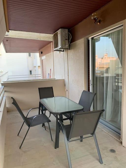 Varkiza Lux Apartment ภายนอก รูปภาพ