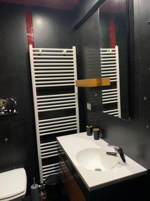 Varkiza Lux Apartment ภายนอก รูปภาพ